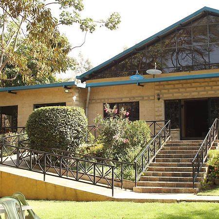 Fish Eagle Inn Найваша Екстериор снимка