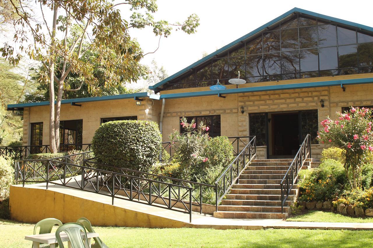 Fish Eagle Inn Найваша Екстериор снимка